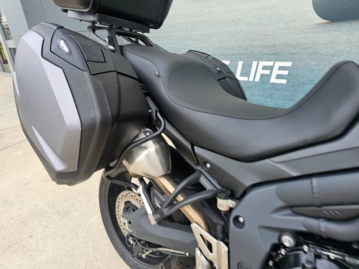 2012 Triumph TIGER 1050 SE (ABS) Black