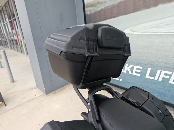 2012 Triumph TIGER 1050 SE (ABS) Black