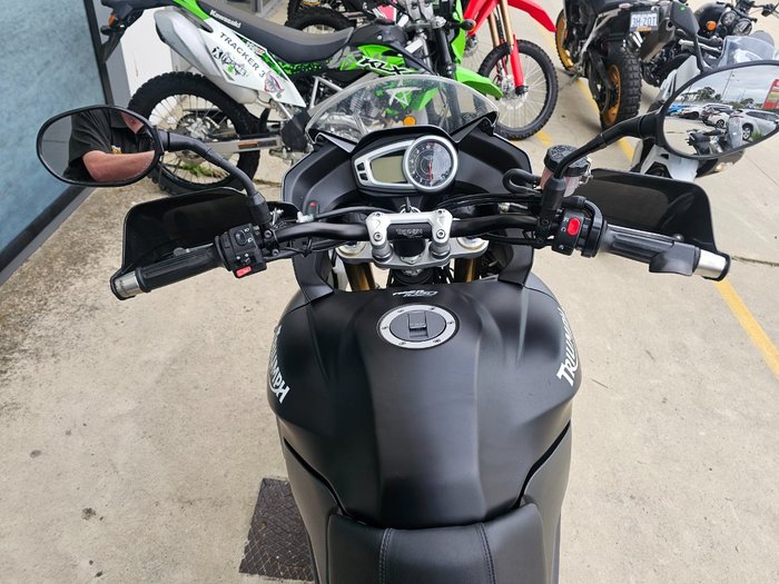 2012 Triumph TIGER 1050 SE (ABS) Black