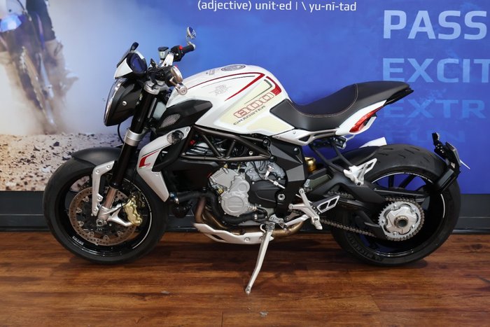 2014 MV Agusta BRUTALE 800 DRAGSTER White