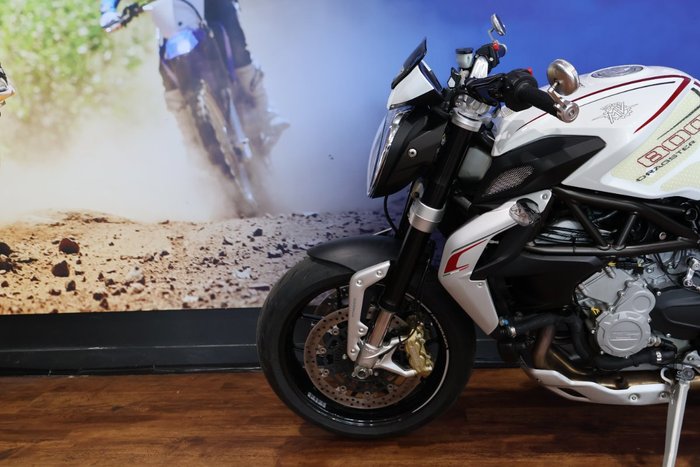 2014 MV Agusta BRUTALE 800 DRAGSTER White