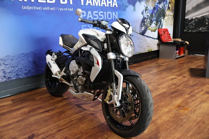 2014 MV Agusta BRUTALE 800 DRAGSTER White