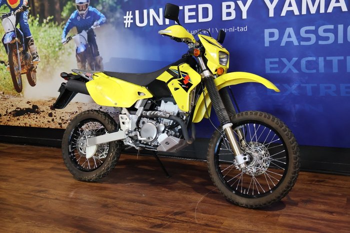 2019 Suzuki DR-Z400E Yellow