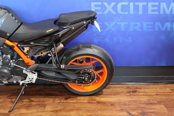 2020 Ktm 890 DUKE R Black