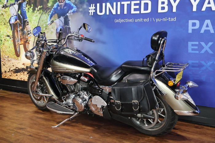 2006 Yamaha XV1900A Black