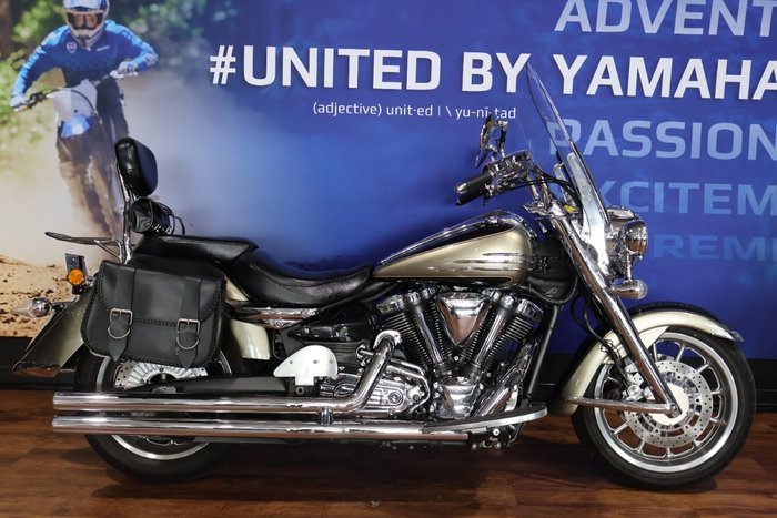 2006 Yamaha XV1900A Black