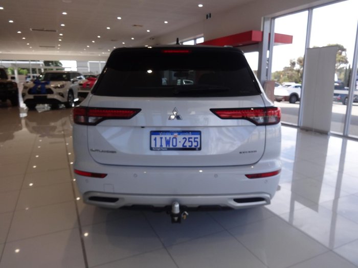 2024 Mitsubishi Outlander Exceed Tourer