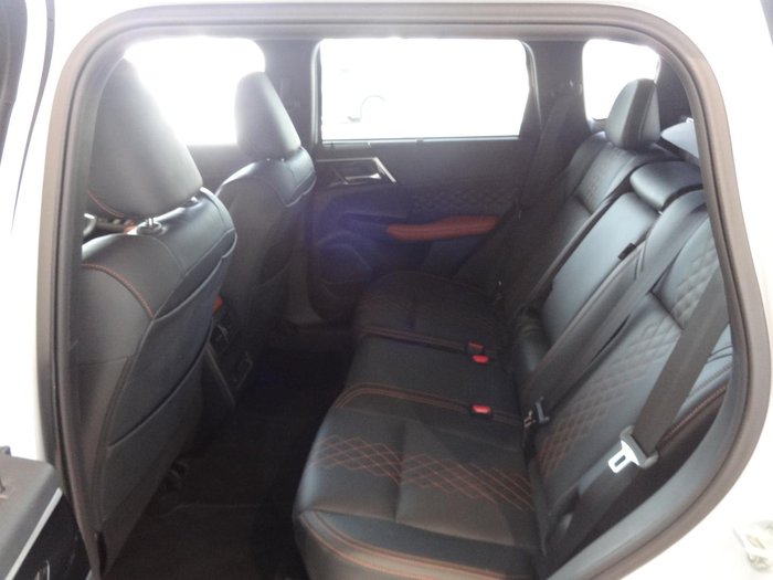 2024 Mitsubishi Outlander Exceed Tourer