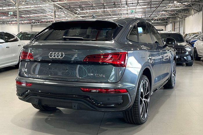 2024 Audi Q5 55 TFSI e S line