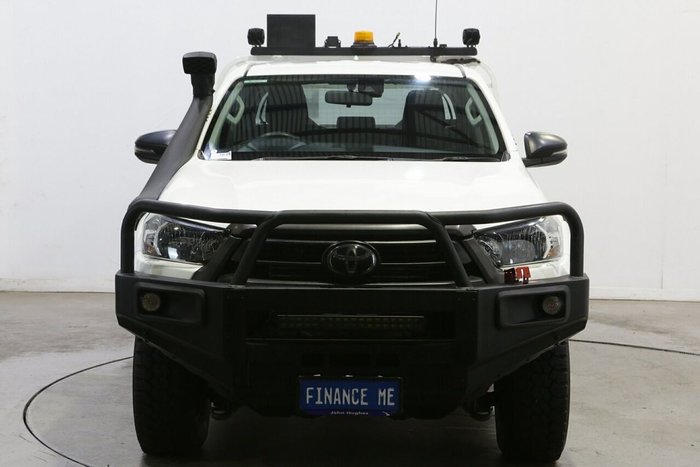 2022 Toyota Hilux SR