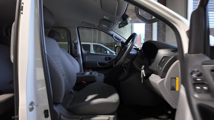 2020 Hyundai iLoad TQ4 MY21 Creamy White