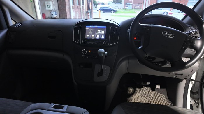 2020 Hyundai iLoad TQ4 MY21 Creamy White