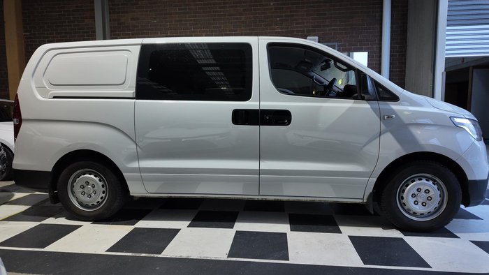 2020 Hyundai iLoad TQ4 MY21 Creamy White