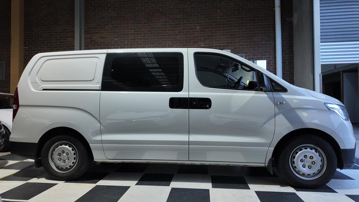 2020 Hyundai iLoad TQ4 MY21 Creamy White