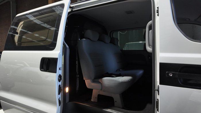 2020 Hyundai iLoad TQ4 MY21 Creamy White