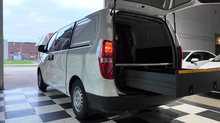 2020 Hyundai iLoad TQ4 MY21 Creamy White