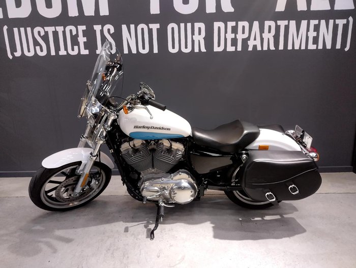 2017 Harley-Davidson SuperLow 883 (XL883L) Sportster Blue