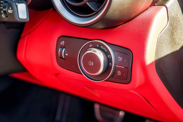 2018 Alfa Romeo Giulia Veloce