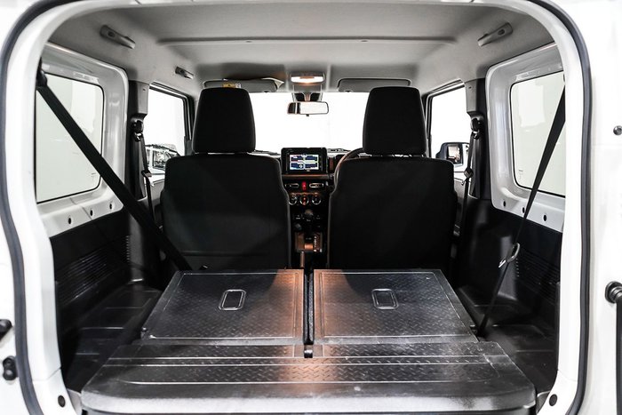 2023 Suzuki Jimny GLX