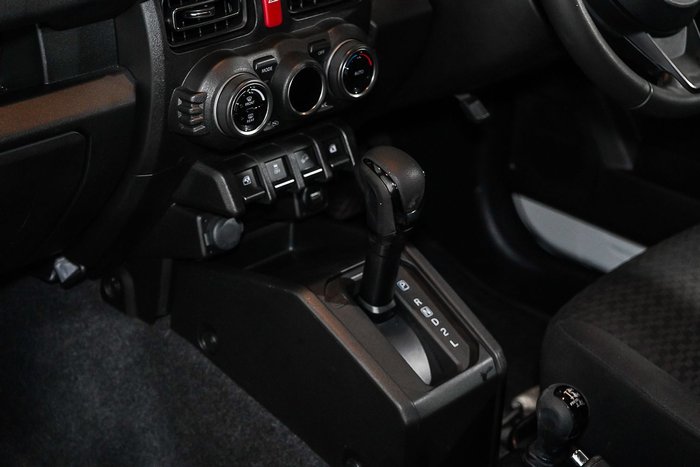 2023 Suzuki Jimny GLX