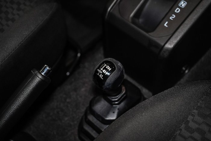 2023 Suzuki Jimny GLX