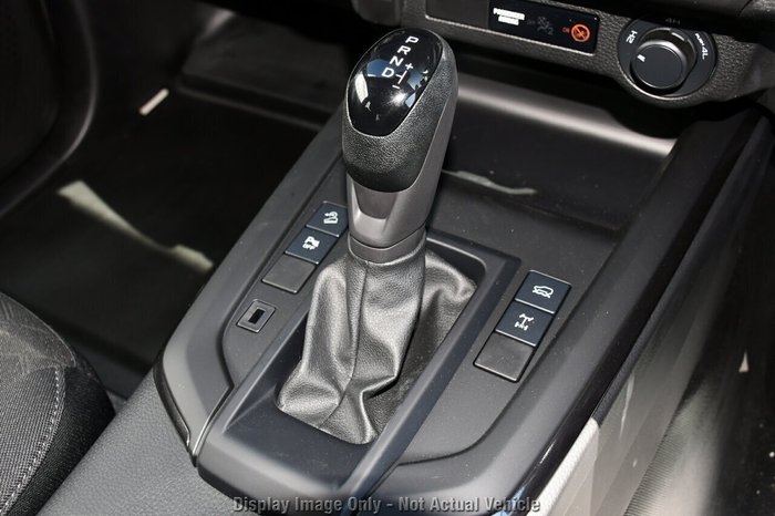 2025 Isuzu D-MAX X-RIDER