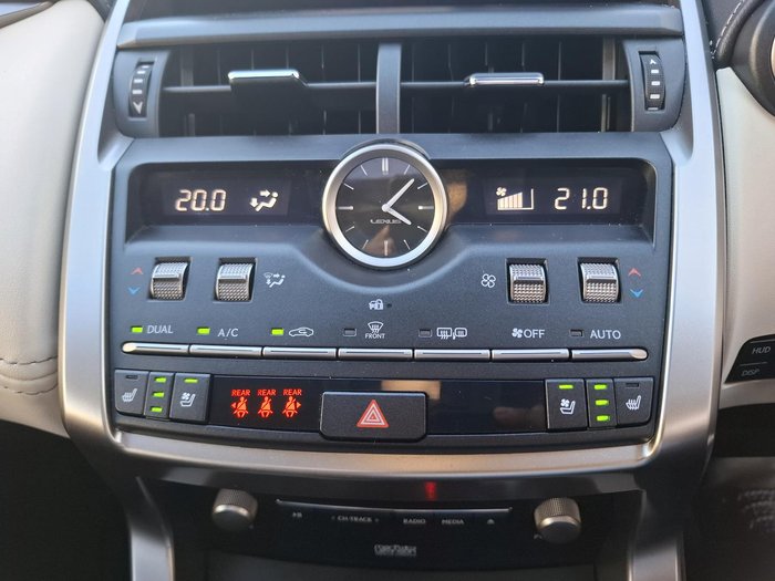 2021 Lexus NX 300h Luxury