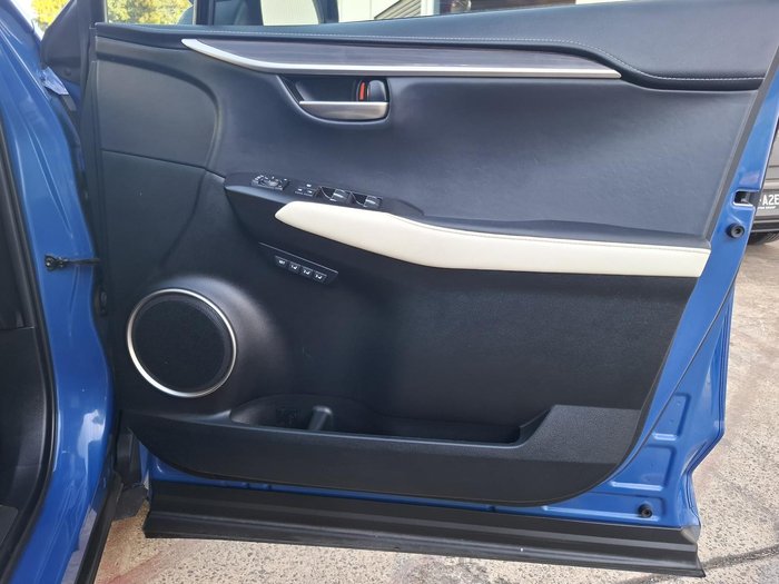 2021 Lexus NX 300h Luxury