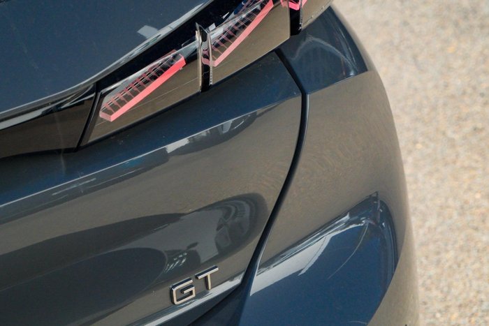 2025 Peugeot 308 GT Hybrid