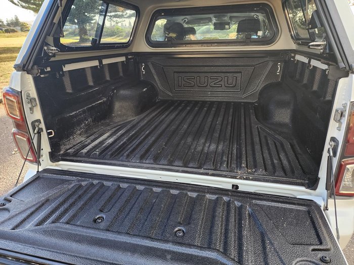 2023 Isuzu D-MAX LS-U