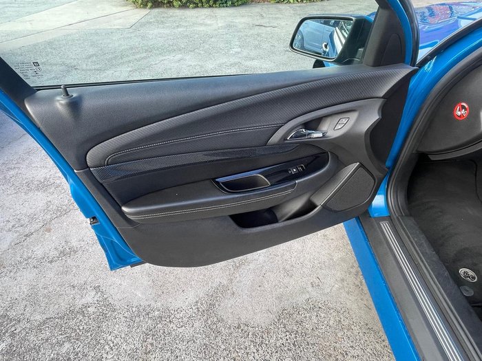 2014 Holden Commodore SS VF MY14 Perfect Blue