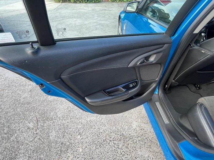 2014 Holden Commodore SS VF MY14 Perfect Blue