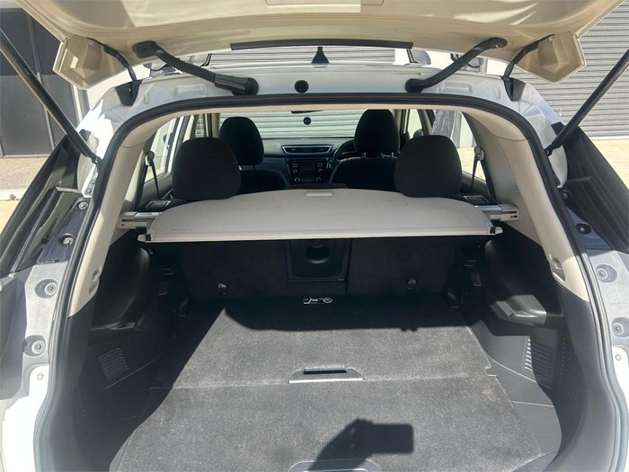 2014 Nissan X-TRAIL ST T32 Ivory Pearl
