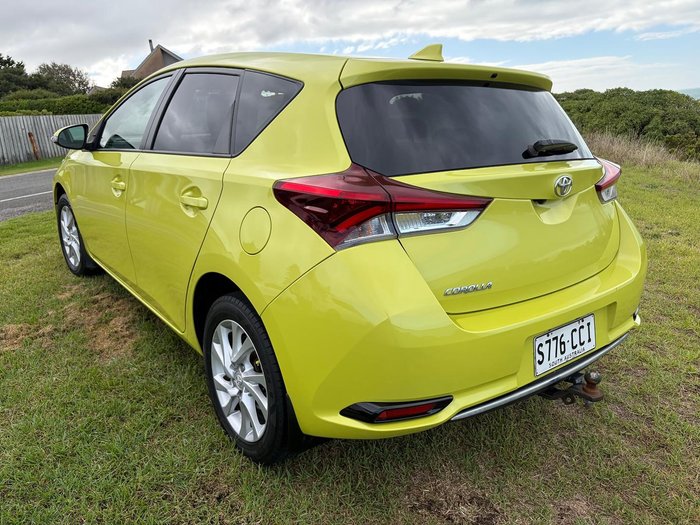 2016 Toyota Corolla Ascent Sport
