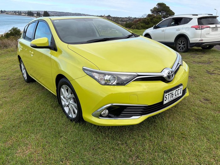 2016 Toyota Corolla Ascent Sport