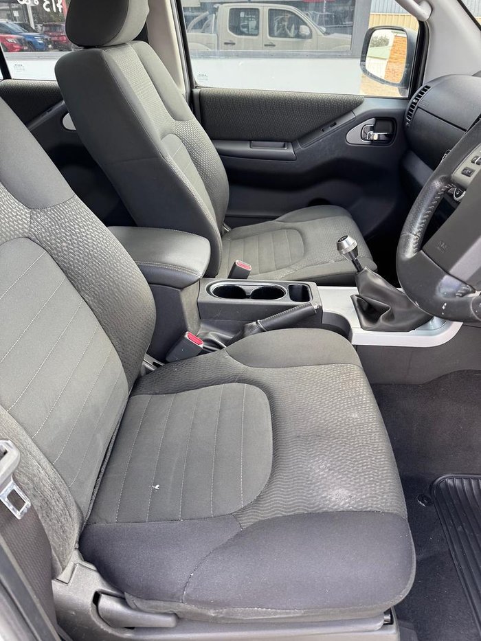 2013 Nissan Navara ST D40 Series 6 4X4 Dual Range Arctic White