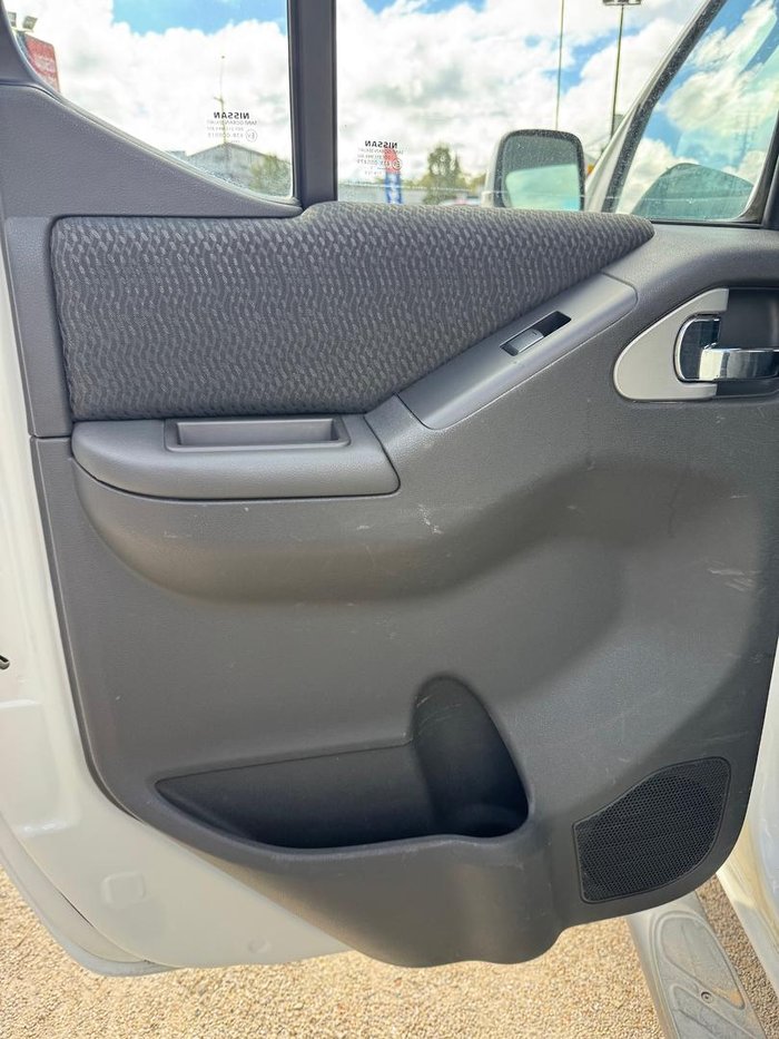 2013 Nissan Navara ST D40 Series 6 4X4 Dual Range Arctic White