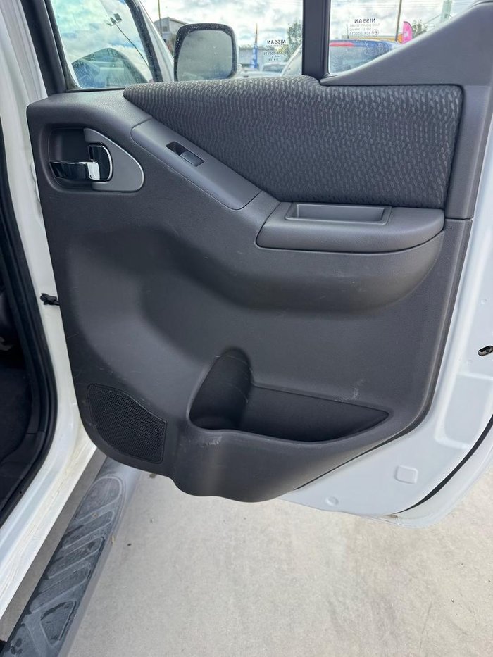 2013 Nissan Navara ST D40 Series 6 4X4 Dual Range Arctic White