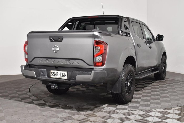 2021 Nissan Navara ST-X