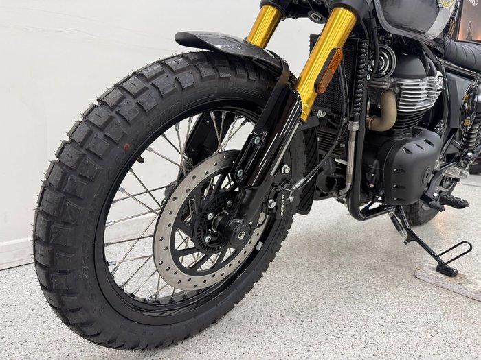 2026 Royal Enfield BEAR 650 Black