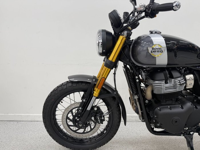 2026 Royal Enfield BEAR 650 Black