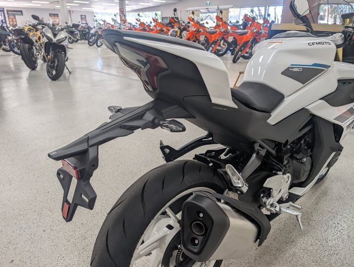 2026 CFMOTO 450 SR ABS White