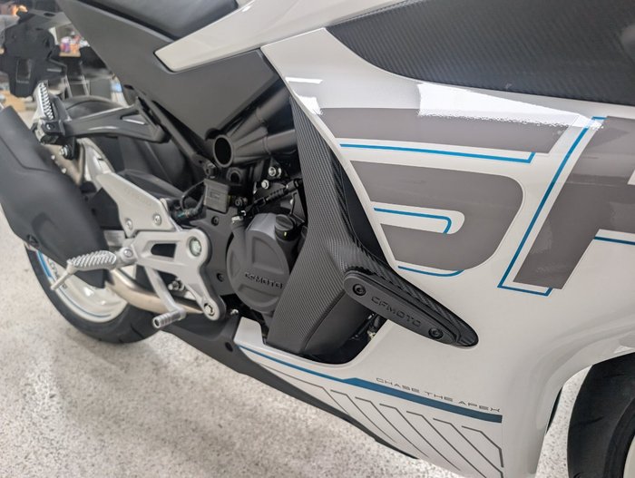 2026 CFMOTO 450 SR ABS White