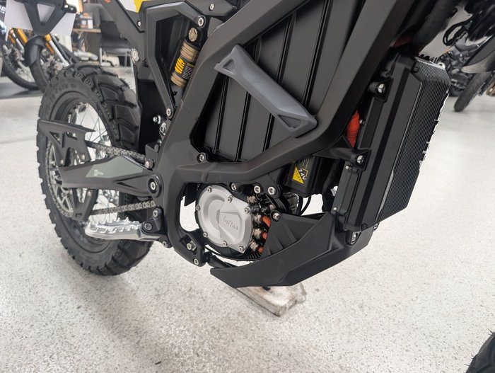 2025 Sur-ron ULTRA BEE R BLK/YELLOW