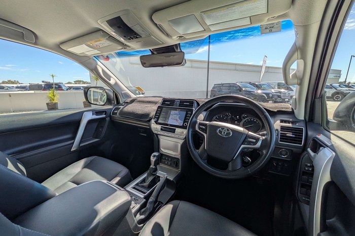2022 Toyota Landcruiser Prado VX