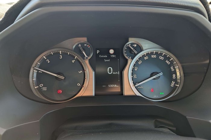 2022 Toyota Landcruiser Prado VX