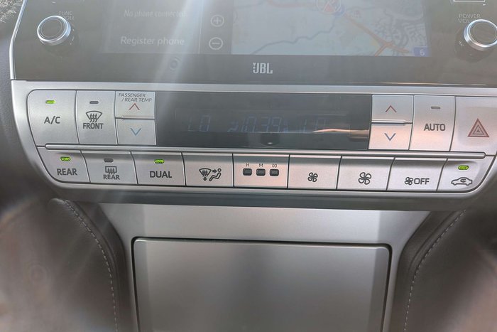 2022 Toyota Landcruiser Prado VX