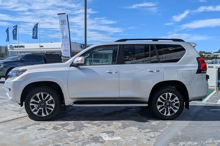 2022 Toyota Landcruiser Prado VX