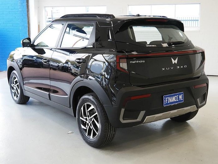 2025 Mahindra XUV3XO AX5L