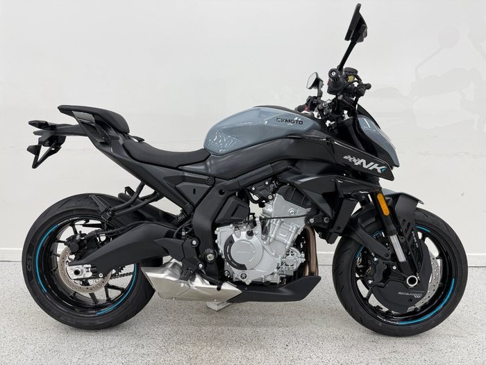 2025 CFMOTO 2025 CF Moto 675CC 675NK ABS Road TUNDRA GREY